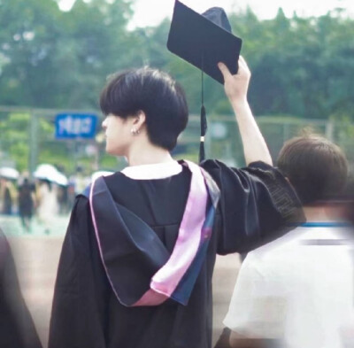 大学生凯