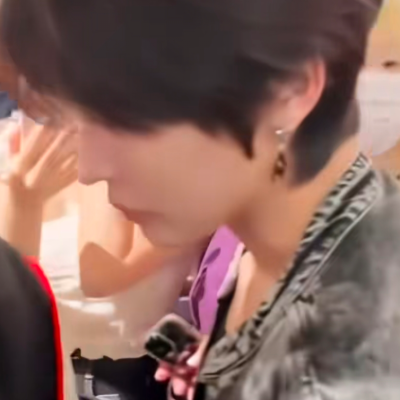 前田陆世一男娘1