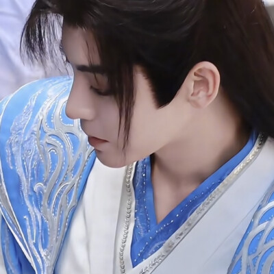 侯明昊