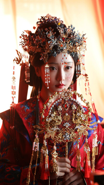 明眸 李知安 姜贞羽