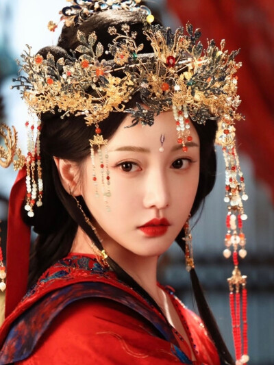 明眸 李知安 姜贞羽