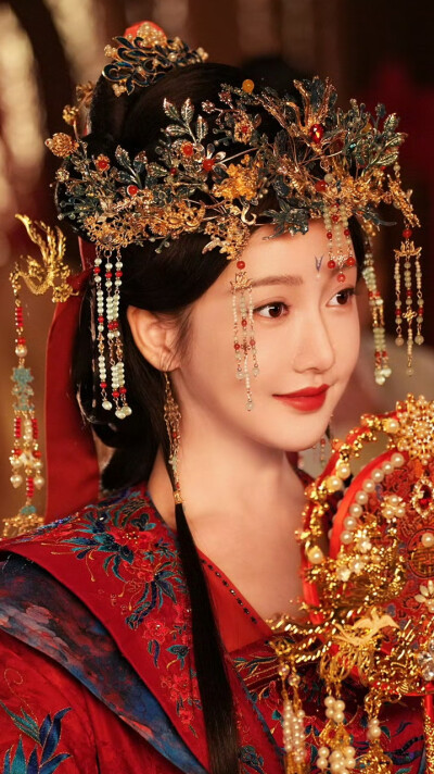 明眸 李知安 姜贞羽