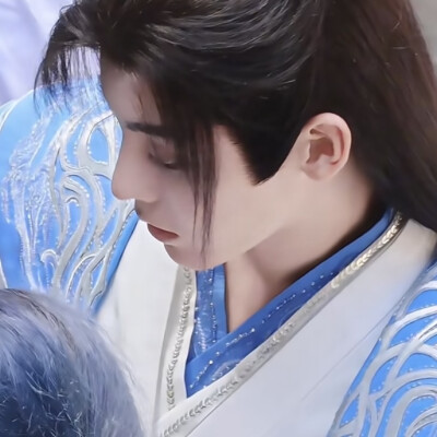 侯明昊
