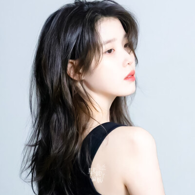IU