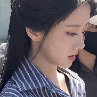 漂亮的让我脸红的可爱女人