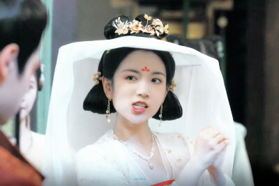 代露娃*白敏敏 ​​​