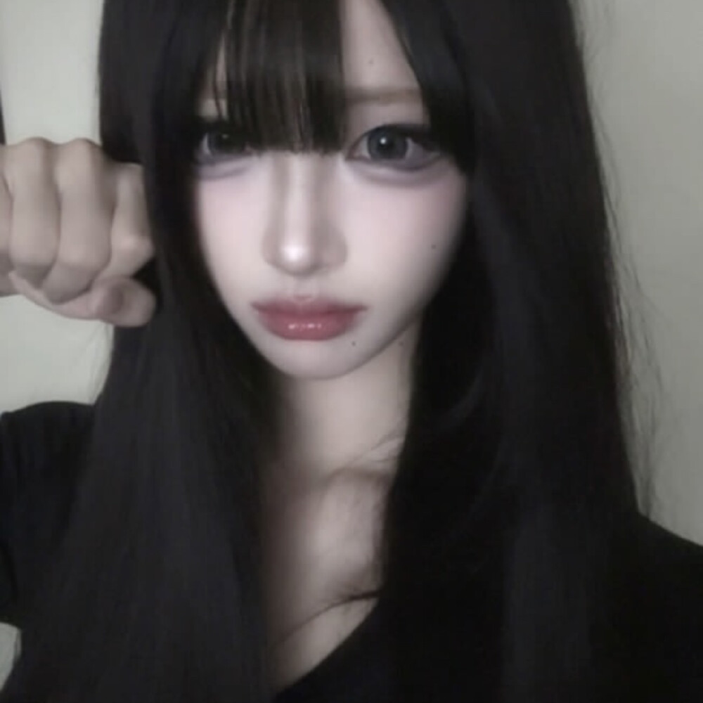 关于奇怪的她
