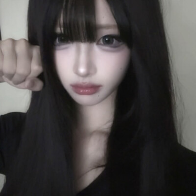 关于奇怪的她