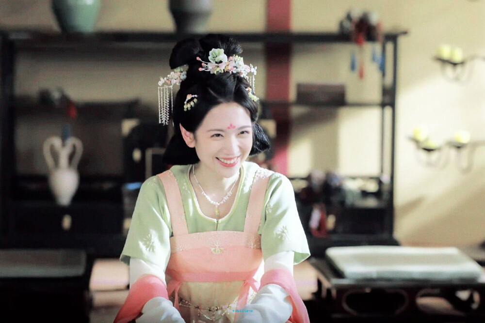 代露娃*白敏敏 ​​​