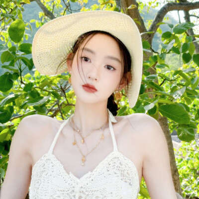 “嘿，我有一夏天的话想跟你说”
◎王玉雯