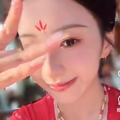 妈妈好美（星星眼）