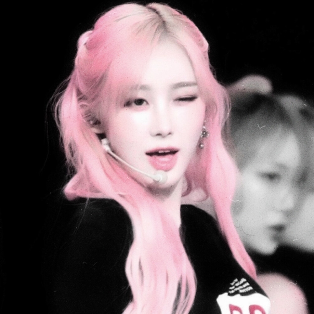 shaking-old-photo-paper