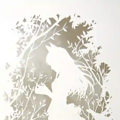 ，