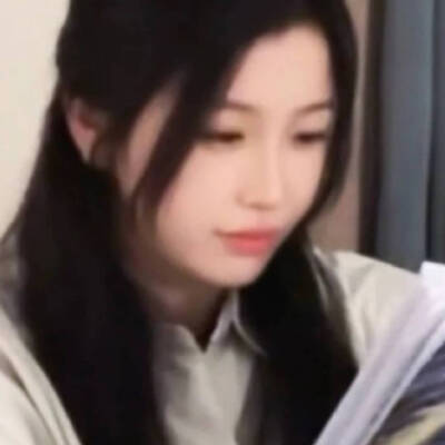 您关注的高能量女教师更新啦～