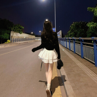 氛围感女头
