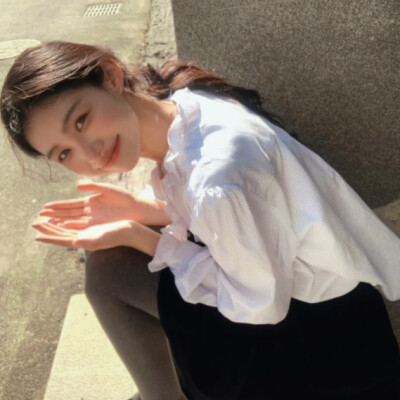 女生头像
