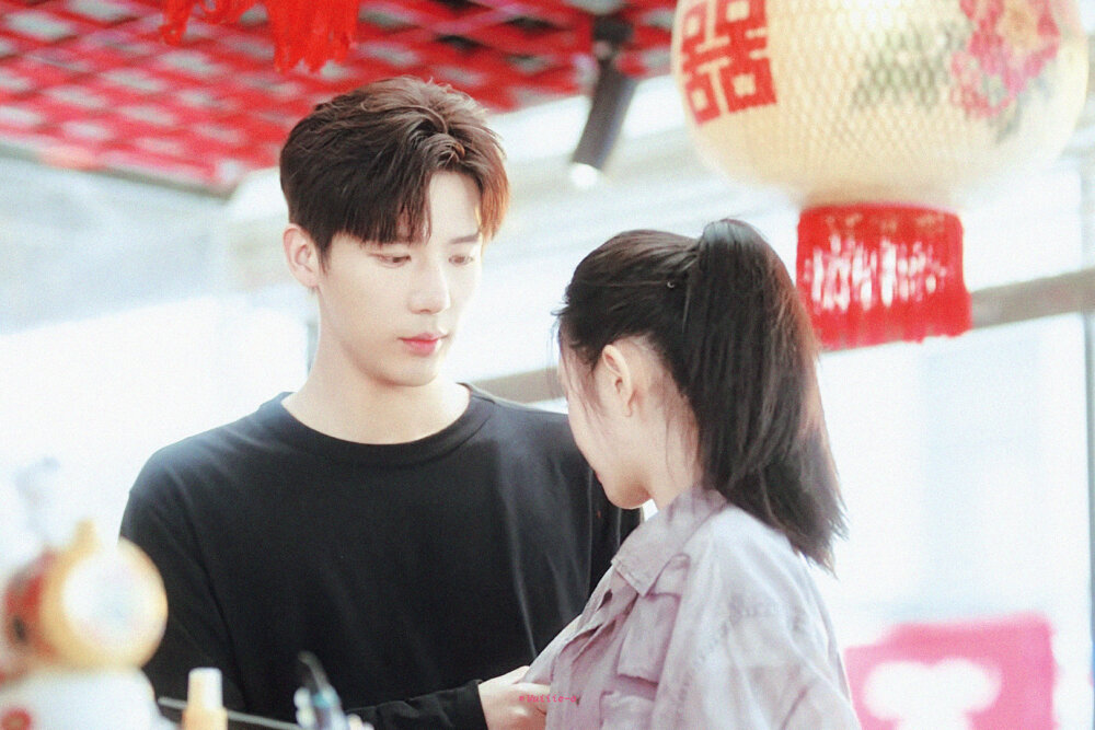 陷入我们的热恋
* 刘浩存 王安宇
“徐栀”
“陈路周” ​​​