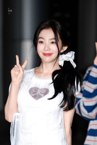 Irene
cr,logo