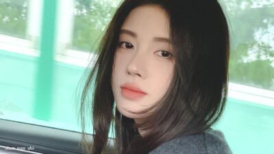 鞠婧祎素材