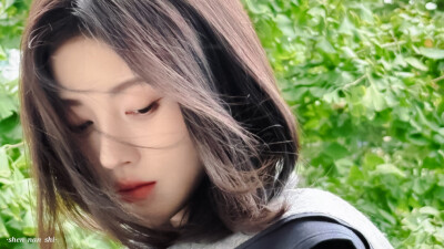 鞠婧祎素材