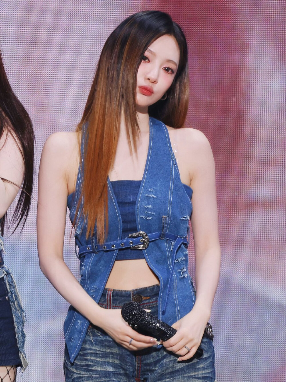 宁艺卓
©️hiroshi787kggs/©️myminbunny