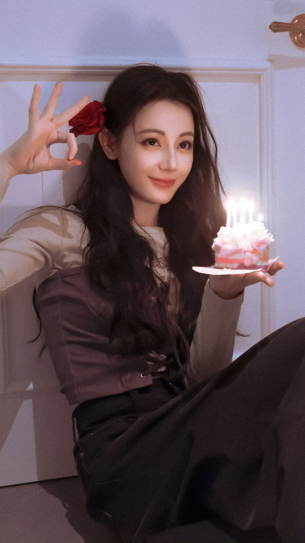迪丽热巴
壁纸