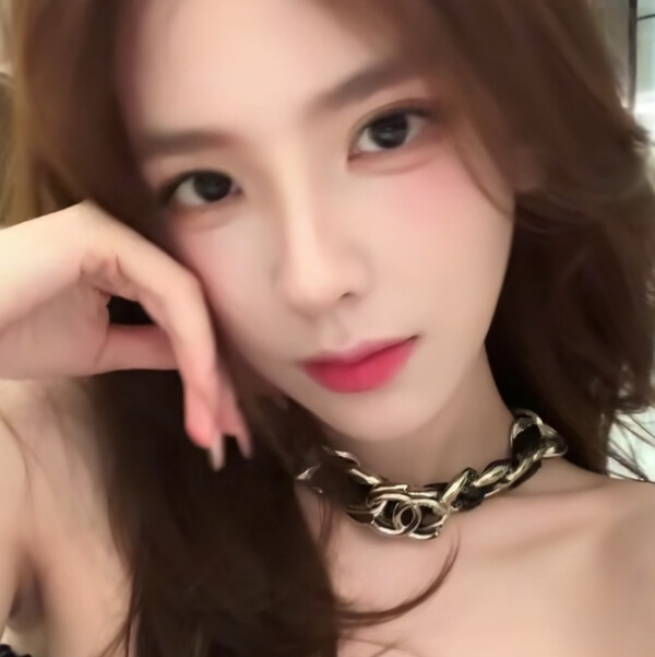 每天就是蹲此女直播