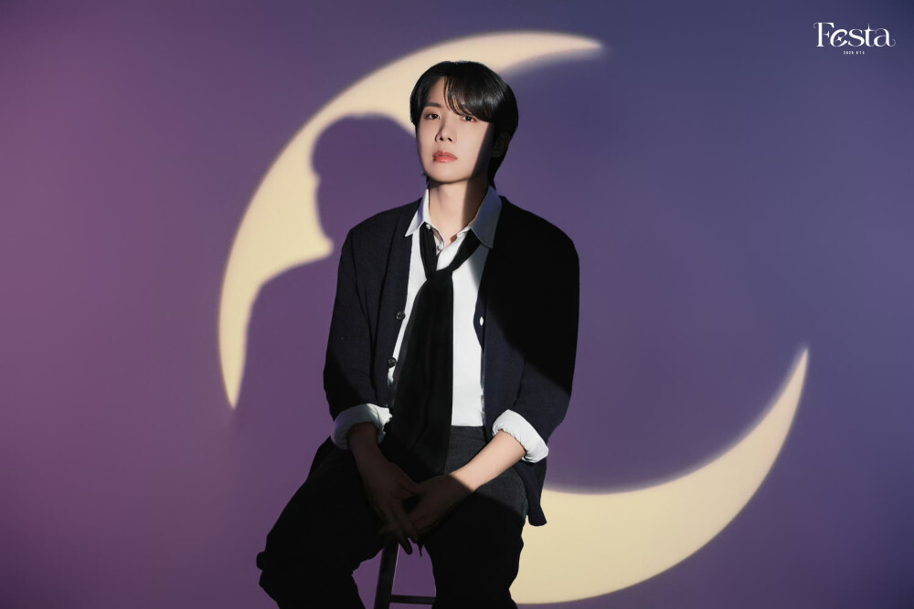 防弹少年团官博更新 【250601 】
HOSEOKJIN Photo (Concept Switch ver.) #2025BTSFESTA
#BTS12thAnniversary
#郑号锡