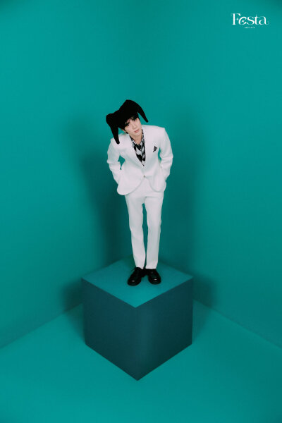 防弹少年团官博更新 【250601 】
HOSEOKJIN Photo (Concept Switch ver.) #2025BTSFESTA
#BTS12thAnniversary
#金硕珍