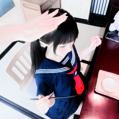 女头
