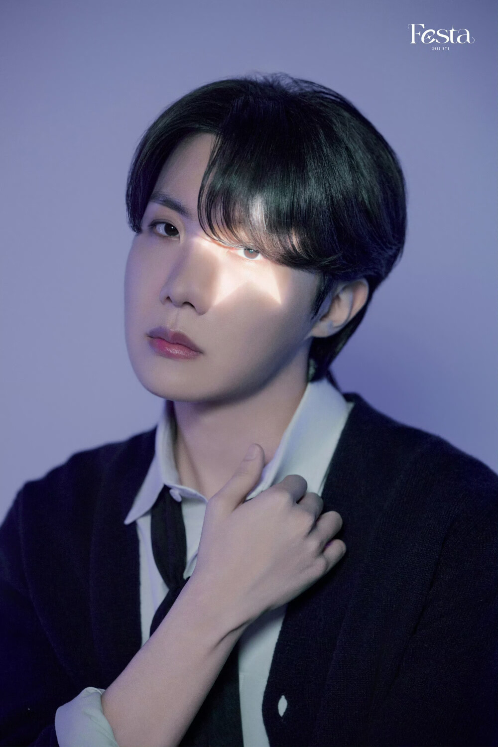 防弹少年团官博更新 【250601 】
HOSEOKJIN Photo (Concept Switch ver.) #2025BTSFESTA
#BTS12thAnniversary
#郑号锡