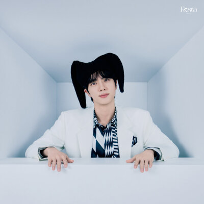 防弹少年团官博更新 【250601 】
HOSEOKJIN Photo (Concept Switch ver.) #2025BTSFESTA
#BTS12thAnniversary
#金硕珍