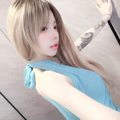 女头