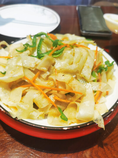 养生园食府真的好好吃
酸菜浆水洋芋糊糊yyds