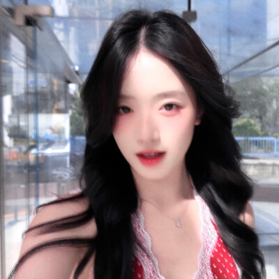 胡馨尹