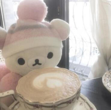 轻松熊熊妹白底头像