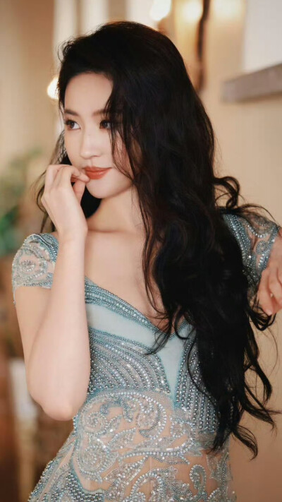 刘亦菲