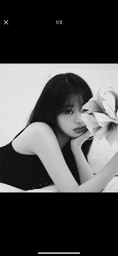 黑白女