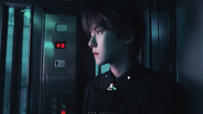 Elevator*自截修
@月雾_Ophilia
抱图收藏专辑