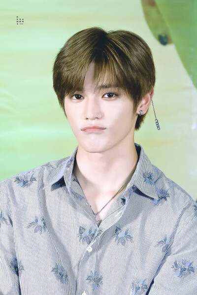 李泰容