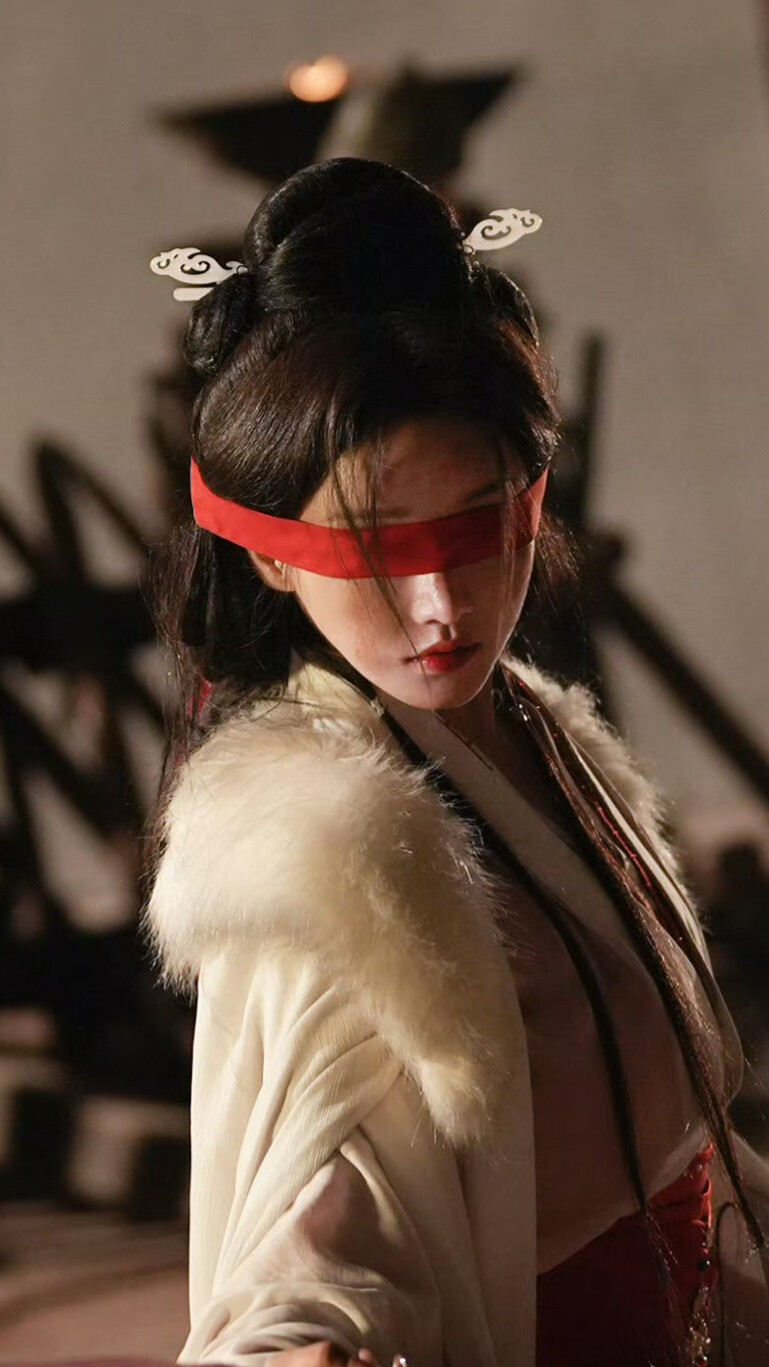 明眸 李知安 姜贞羽