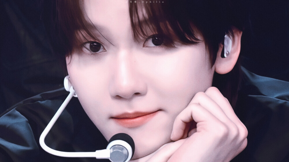 边伯贤 橙光素材 剧情图
@月雾_Ophilia
自截修 抱图收藏专辑