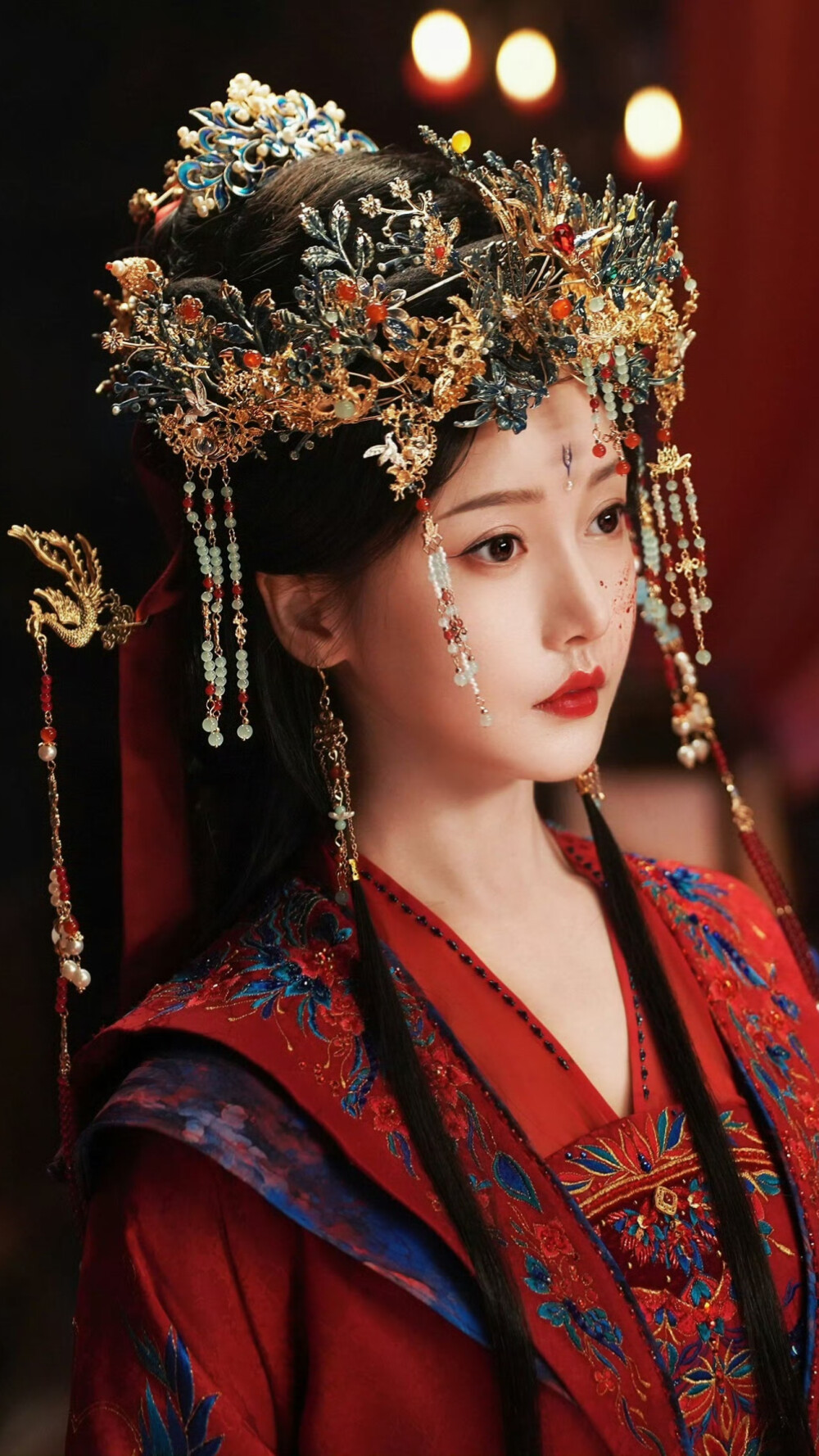 明眸 李知安 姜贞羽