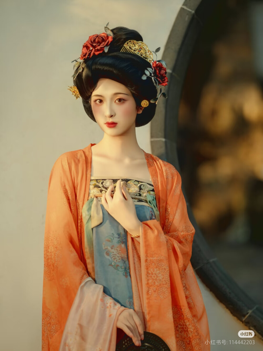 汉服，图源水印