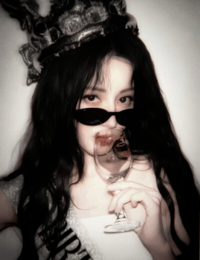 我总不能跪着求你爱我吧