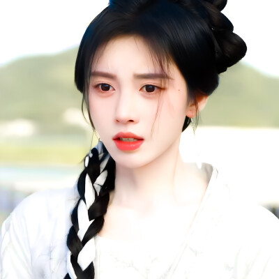 鞠婧祎