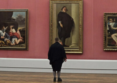 奥地利摄影师 ：Stefan Draschan（b.1979）在他的系列作品《People Matching Artworks》中耐心地等待着那些无意中与他们正在观察的艺术品最匹配的博物馆参观者，并拍下了这一有趣的巧合。