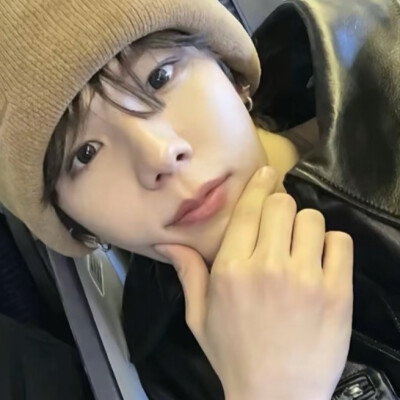 到底为什么截成这样了不管了1299