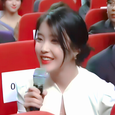 李知恩