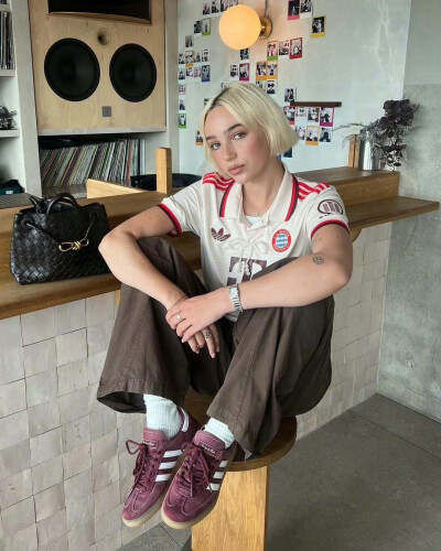 BY爱喝可乐的古娜小姐